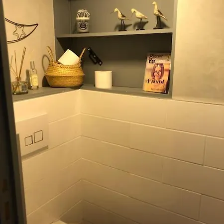Appartement En Duplex Avec Parking Et Jardinet Bourges Extérieur photo