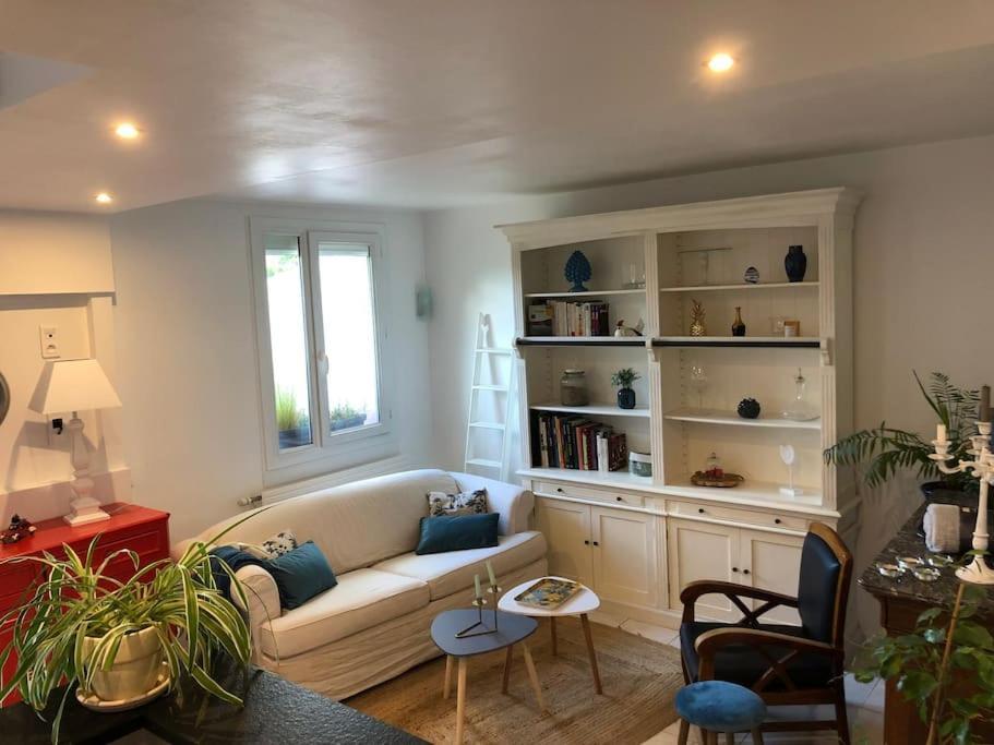 En Duplex Avec Parking Et Jardinet Bourges